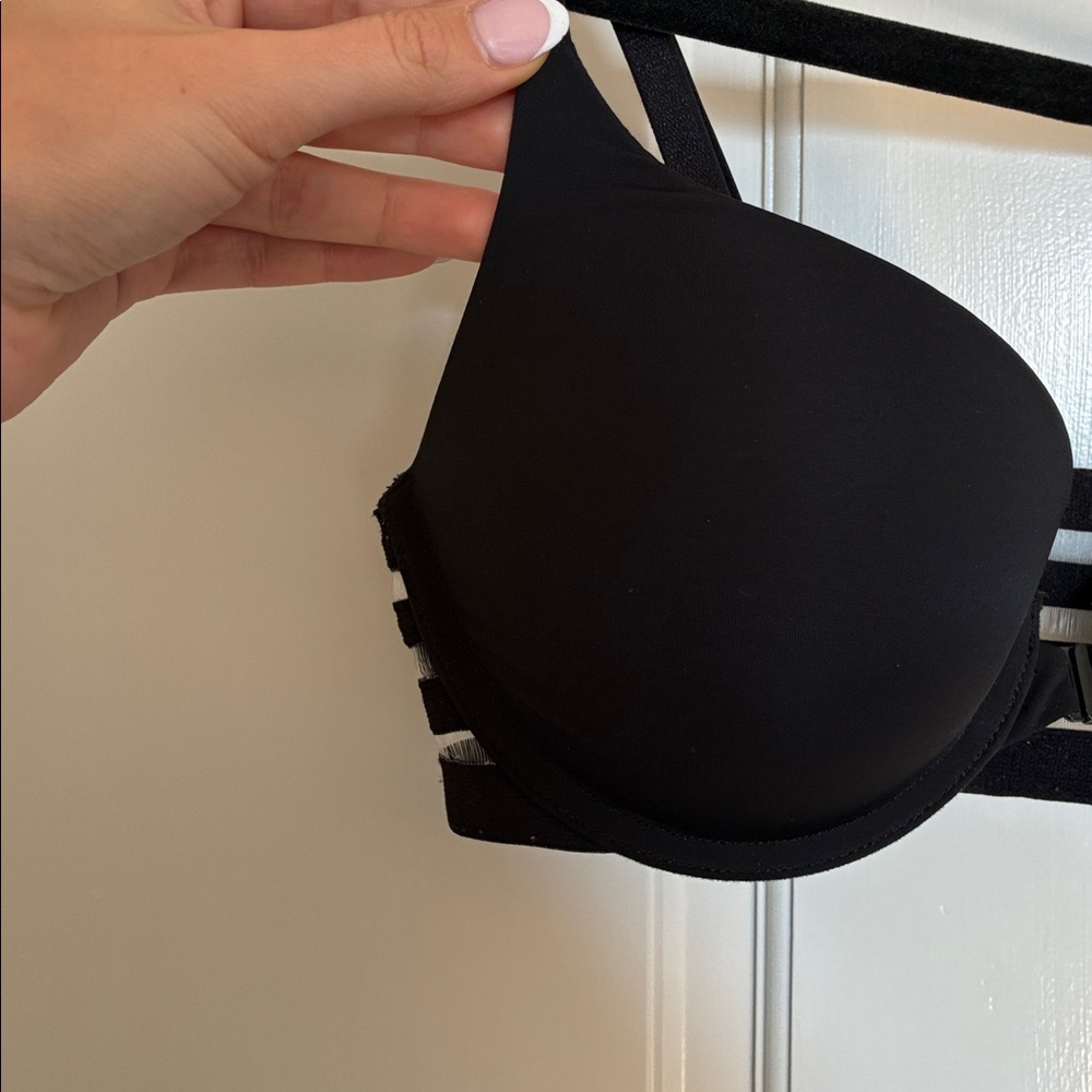 Victoria's Secret 32C T-Shirt Push-Up Full Coverage Smooth Black and Bandage Bra - Picture 4 of 7